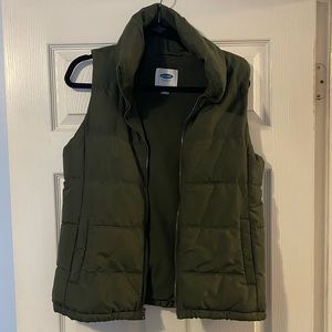 Old Navy Puffer Vest